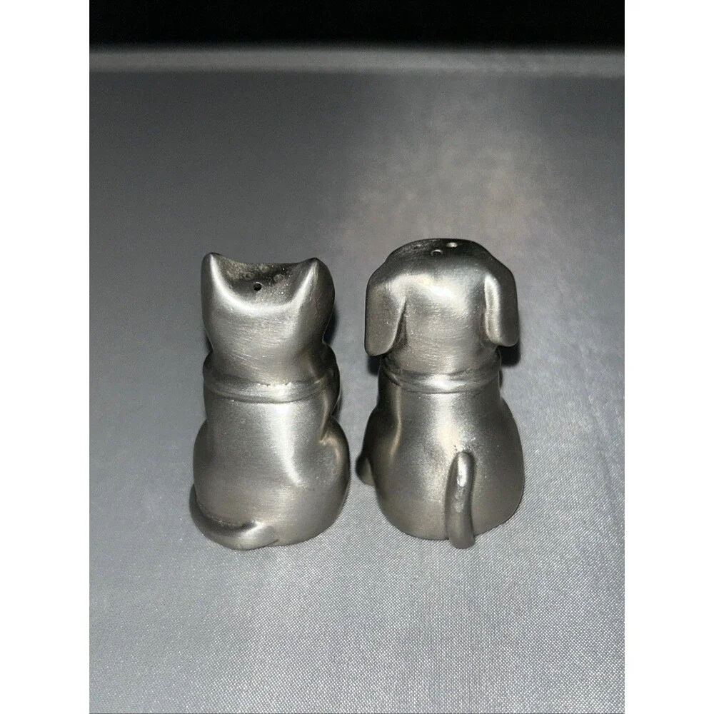 Anni + Co Dog & Cat Salt & Pepper Shakers Unused 2” Pewter